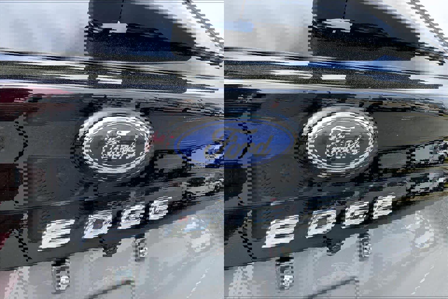 Certified 2024 Ford Edge SEL image 30