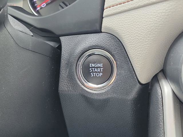 Used 2021 Toyota RAV4 XLE Premium FWD image 34