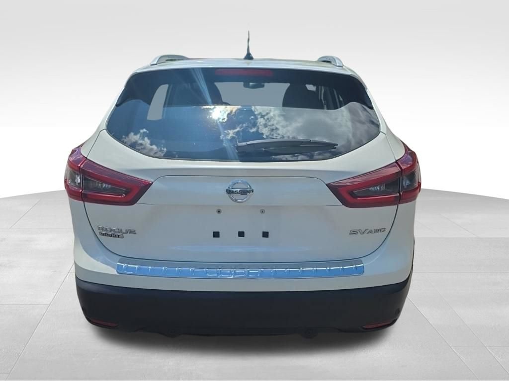 Used 2021 Nissan Rogue Sport SV AWD/4WD image 7
