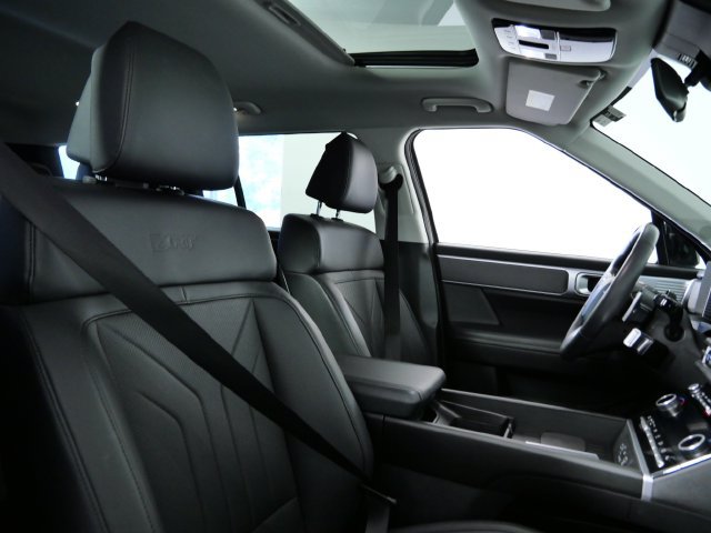 Used 2024 Hyundai Santa Fe XRT AWD/4WD image 13