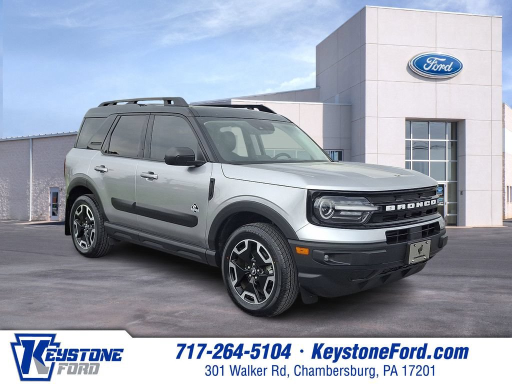 Certified 2023 Ford Bronco Sport Outer Banks w/ Tech Package AWD/4WD image 1