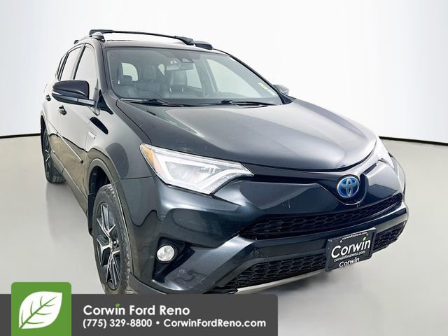Used 2018 Toyota RAV4 SE