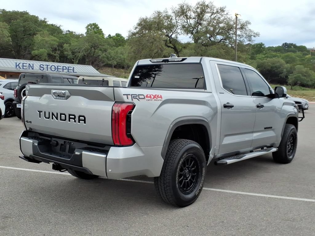 Used 2023 Toyota Tundra Limited AWD/4WD image 12