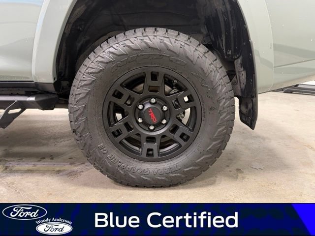 Used 2023 Toyota 4Runner TRD Off-Road Premium w/ Moonroof Package AWD/4WD image 8