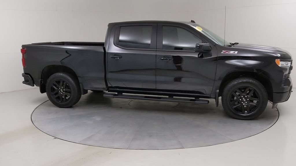 Used 2024 Chevrolet Silverado 1500 RST w/ Z71 Off-Road Package AWD/4WD image 11