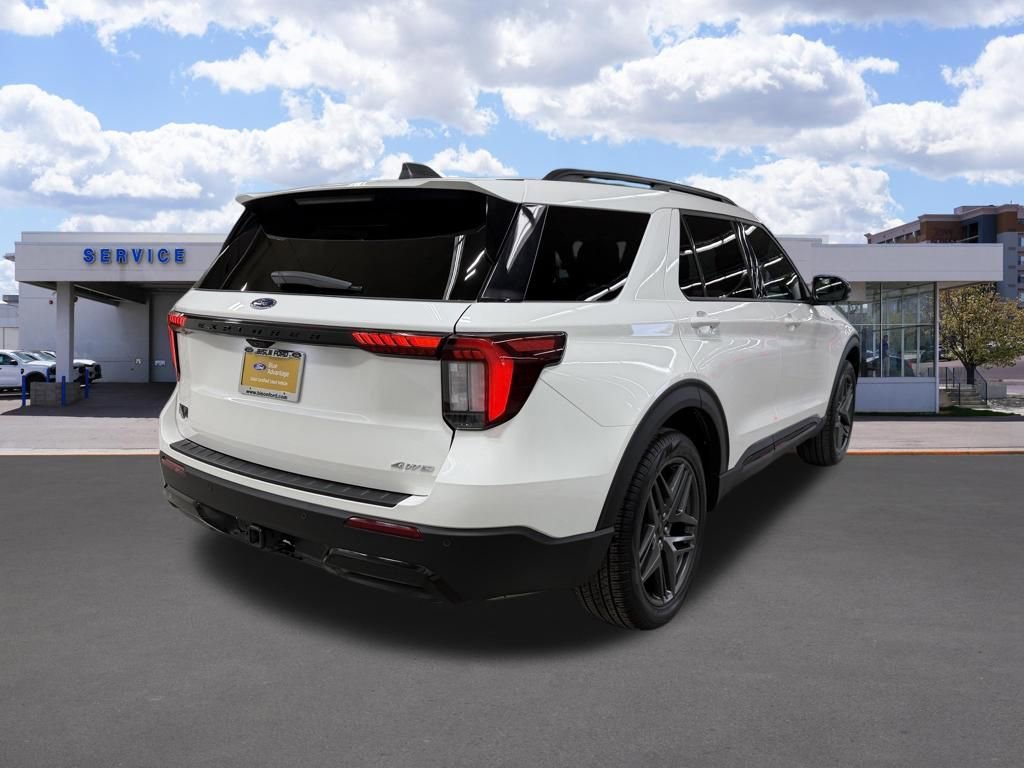 Certified 2025 Ford Explorer ST-Line w/ ST-Line Street Pack image 3