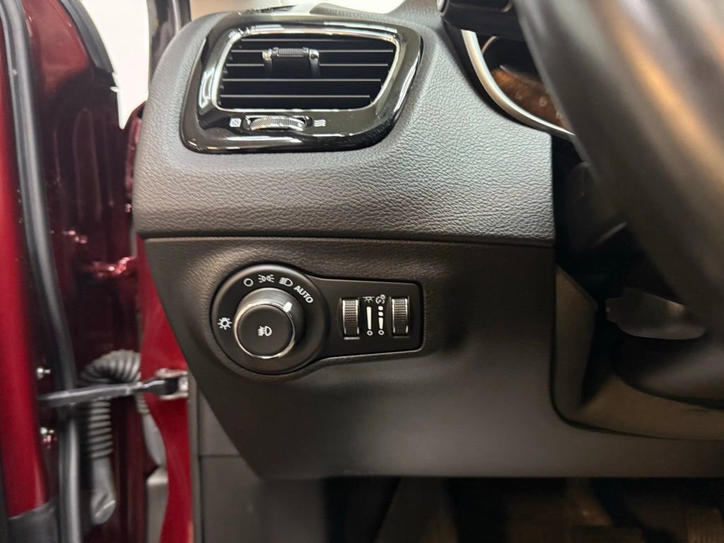 Used 2021 Jeep Compass Latitude image 42