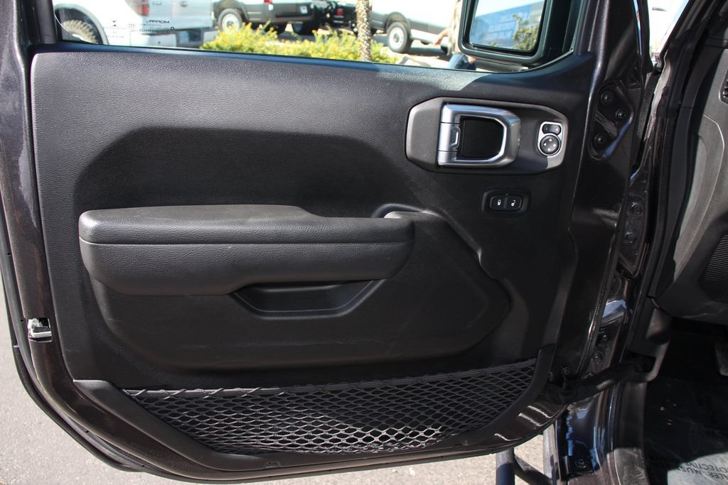Used 2023 Jeep Wrangler Sport AWD/4WD image 20