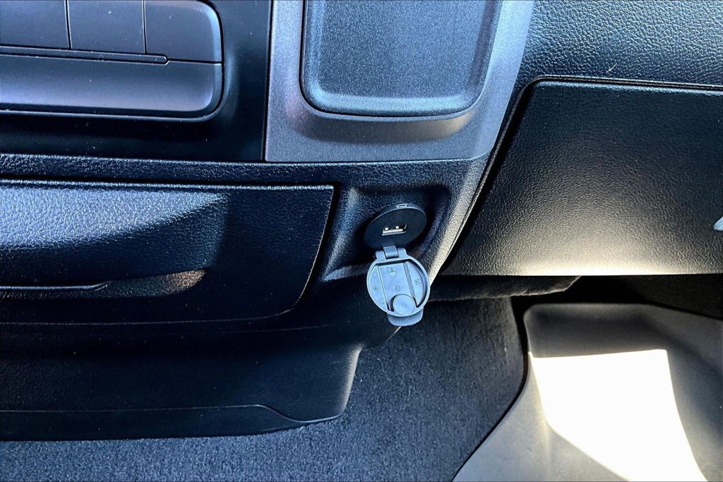 Used 2017 RAM 1500 Express RWD image 18
