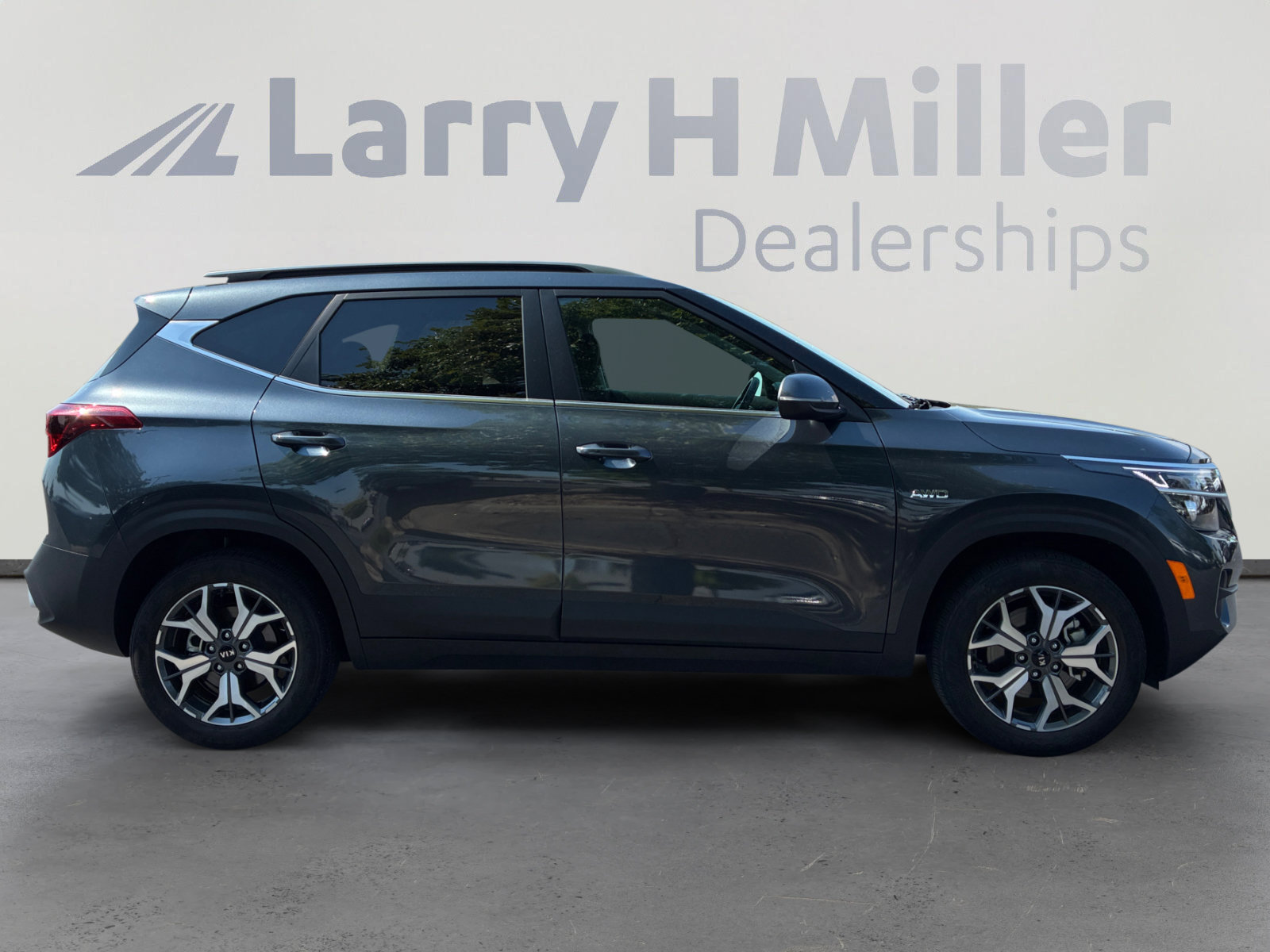 Used 2021 Kia Seltos EX AWD/4WD image 6
