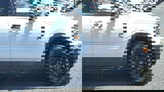 Certified 2025 Ford Bronco Sport Badlands AWD/4WD image 3