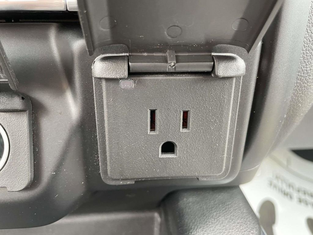 Used 2020 Chevrolet Silverado 1500 RST image 24