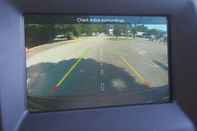 Used 2020 Jeep Compass Latitude FWD image 31