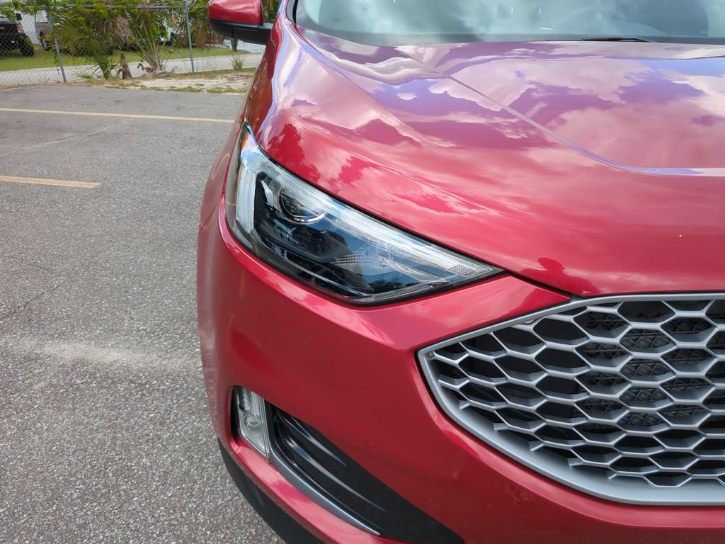 Certified 2024 Ford Edge SEL w/ Convenience Package AWD/4WD image 11