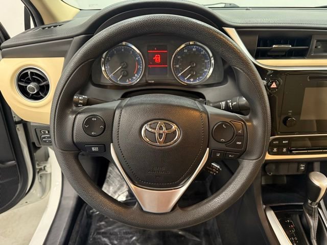 Used 2018 Toyota Corolla LE image 20