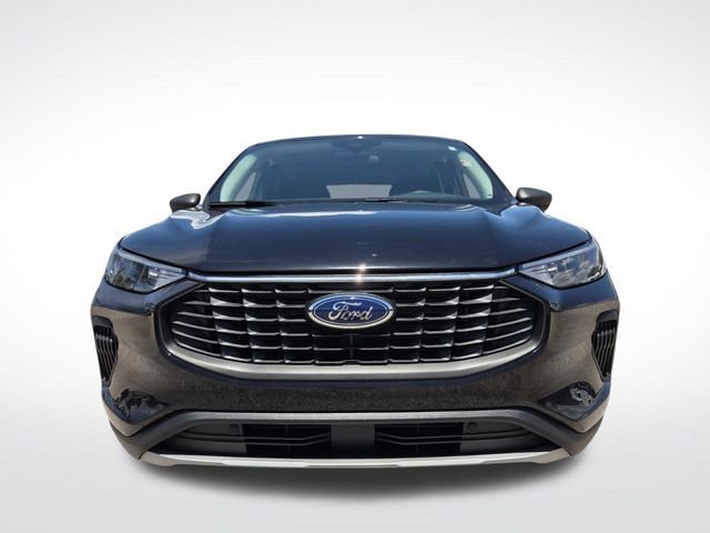 Certified 2025 Ford Escape Active FWD image 8