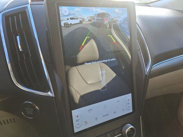 Certified 2022 Ford Edge Titanium image 17