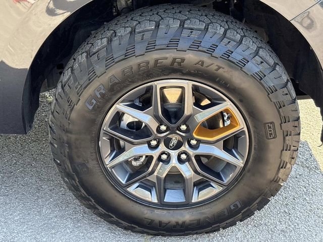 Certified 2025 Ford Expedition Tremor AWD/4WD image 9