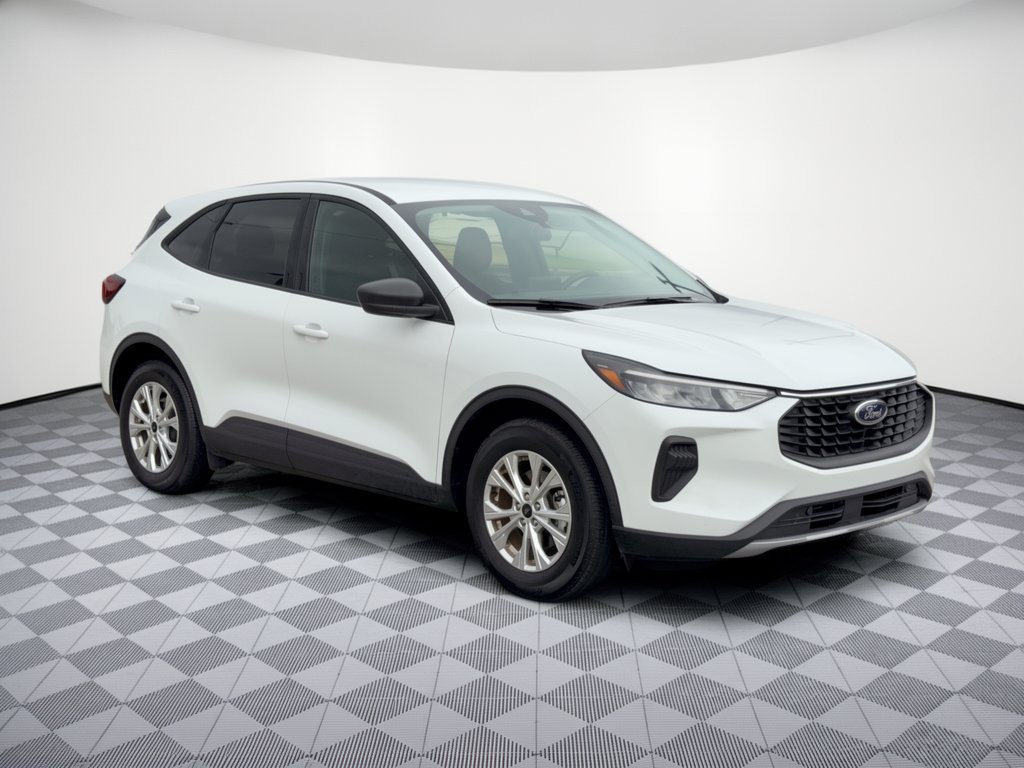 Certified 2025 Ford Escape Active FWD image 7