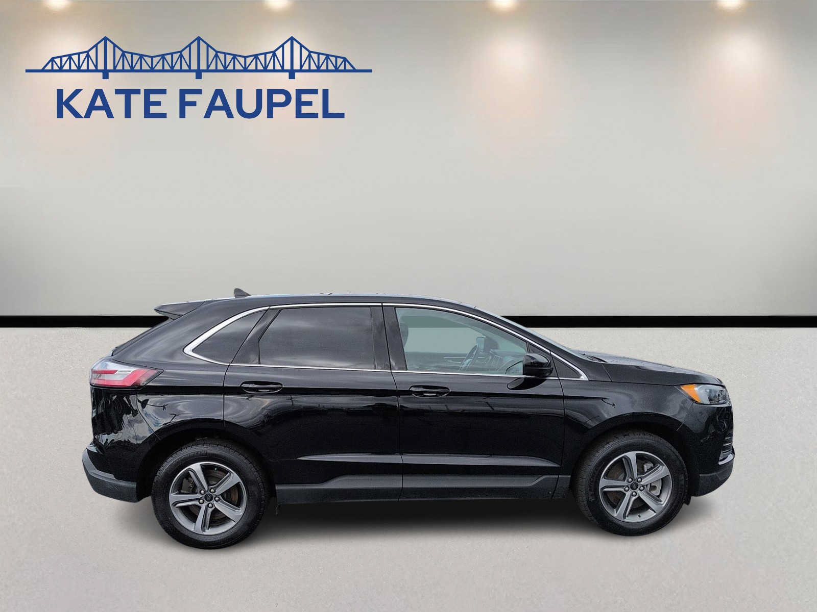 Certified 2024 Ford Edge SEL w/ Convenience Package AWD/4WD image 8