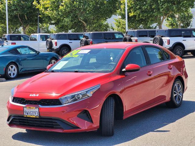 Used 2024 Kia Forte LXS FWD image 8