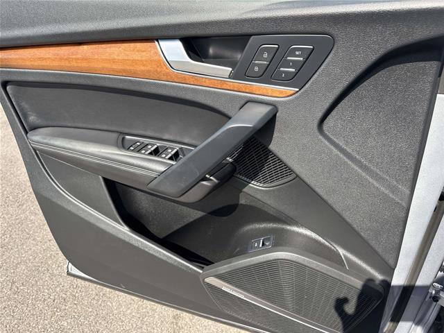 Used 2023 Audi Q5 2.0T Premium Plus AWD/4WD image 14