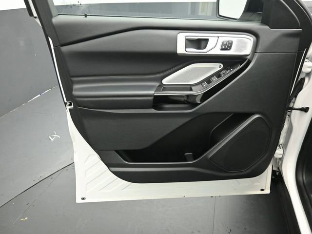 Certified 2023 Ford Explorer Platinum w/ Technology Package image 36
