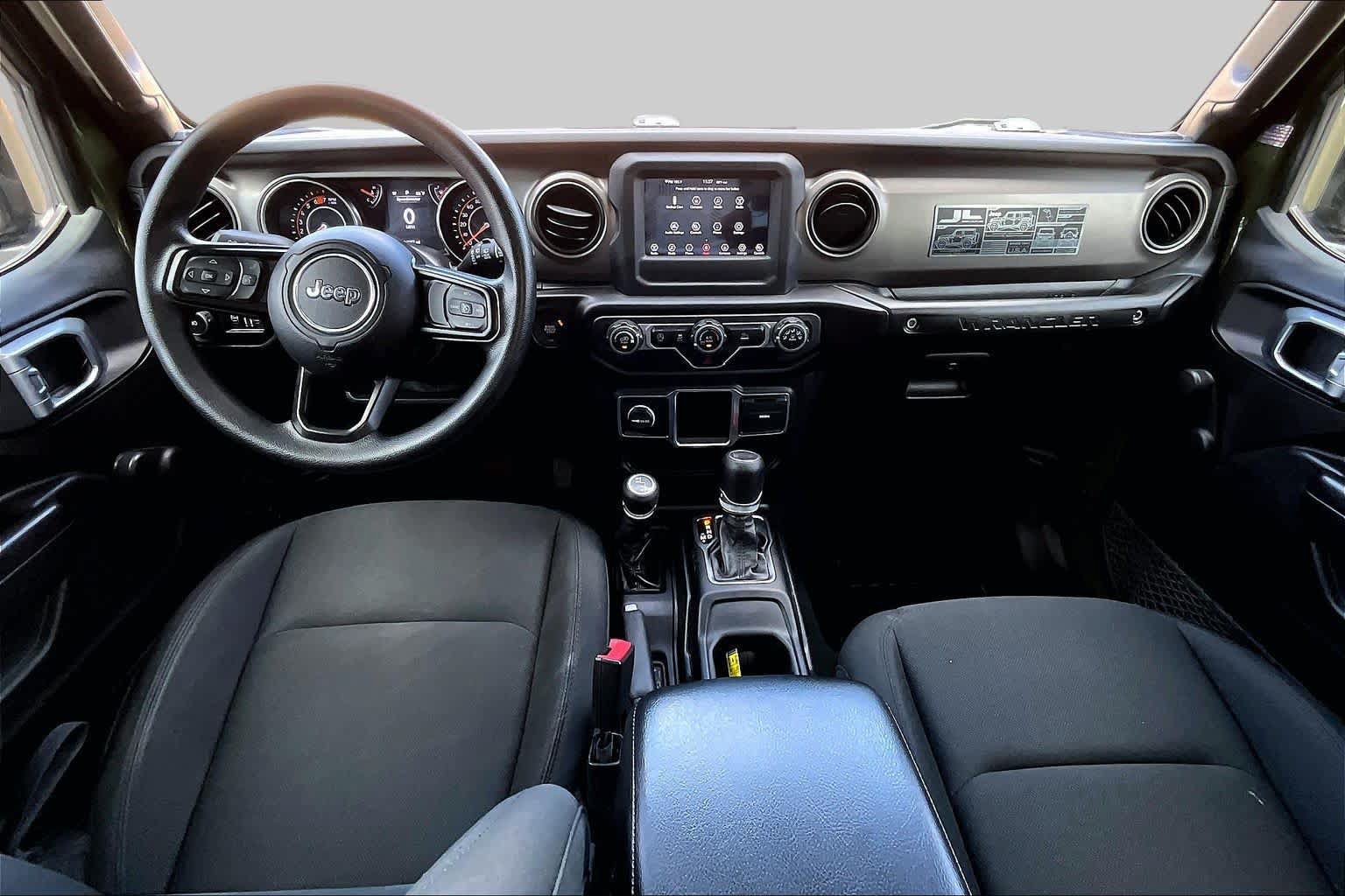Used 2021 Jeep Wrangler Sport AWD/4WD image 16
