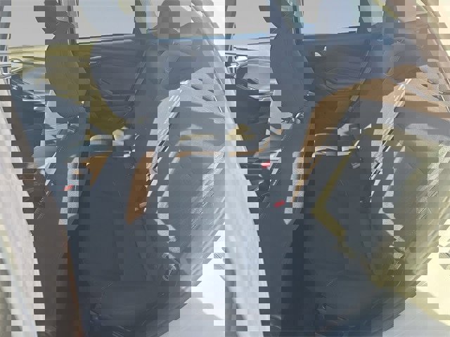 Certified 2018 Ford Focus SE image 20