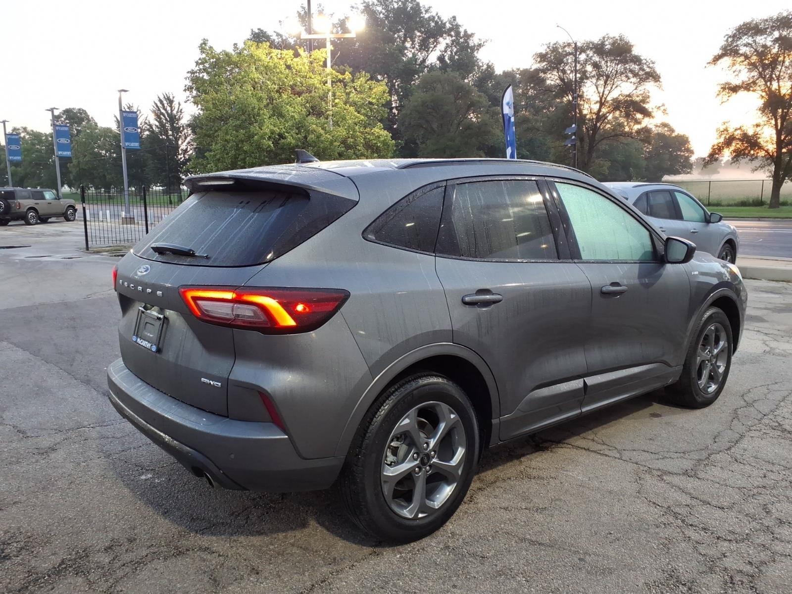 Certified 2023 Ford Escape ST-Line w/ Tech Pack #1 AWD/4WD image 3