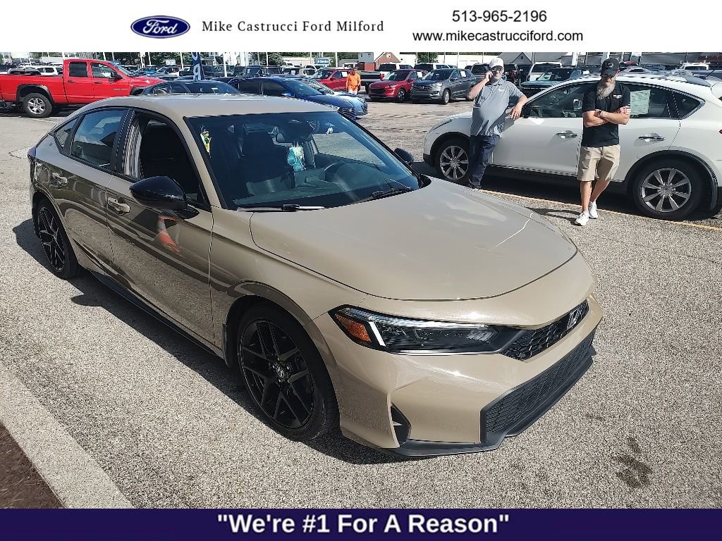 Used 2025 Honda Civic Sport image 3