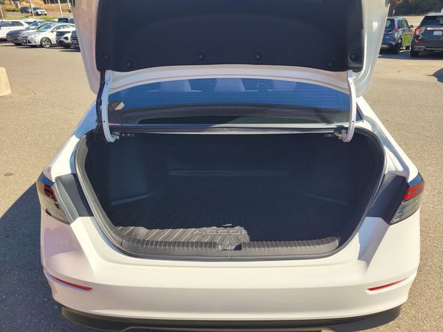 Used 2023 Honda Accord EX image 8