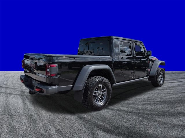 Used 2025 Jeep Gladiator Mojave w/ Safety Group AWD/4WD image 4