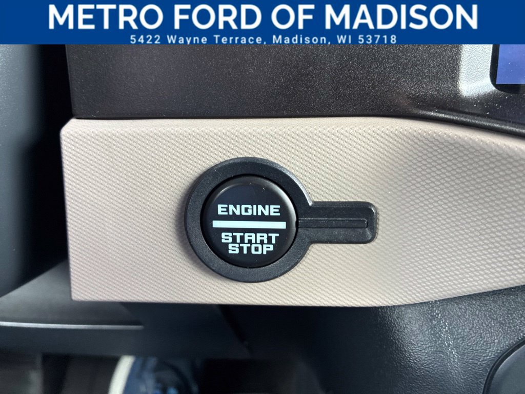 Certified 2022 Ford Bronco Wildtrak AWD/4WD image 31