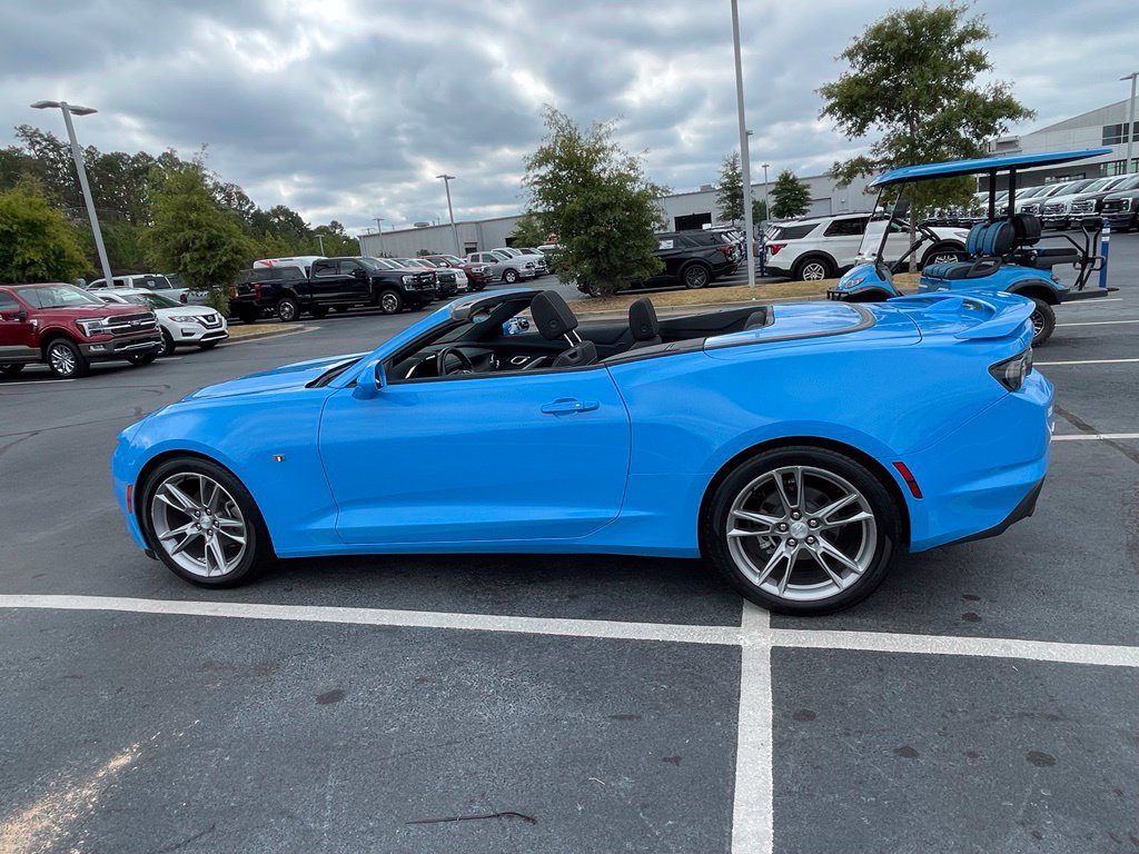 Used 2023 Chevrolet Camaro LT w/ RS Package RWD image 9