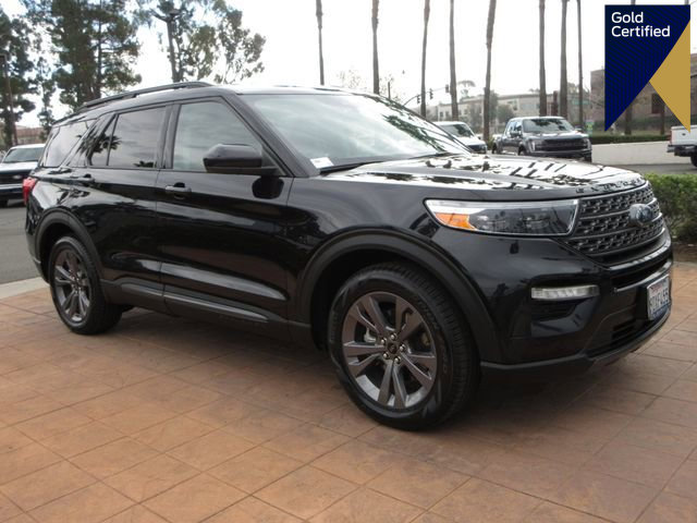 Certified 2022 Ford Explorer XLT w/ Equipment Group 202A