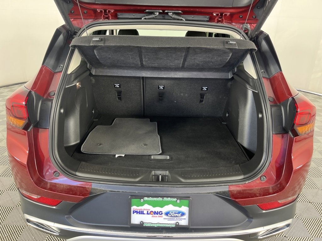 Used 2023 Buick Encore GX Essence w/ Experience Buick Package image 27