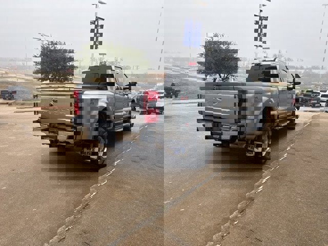 Certified 2023 Ford F350 Lariat w/ FX4 Off-Road Package image 5