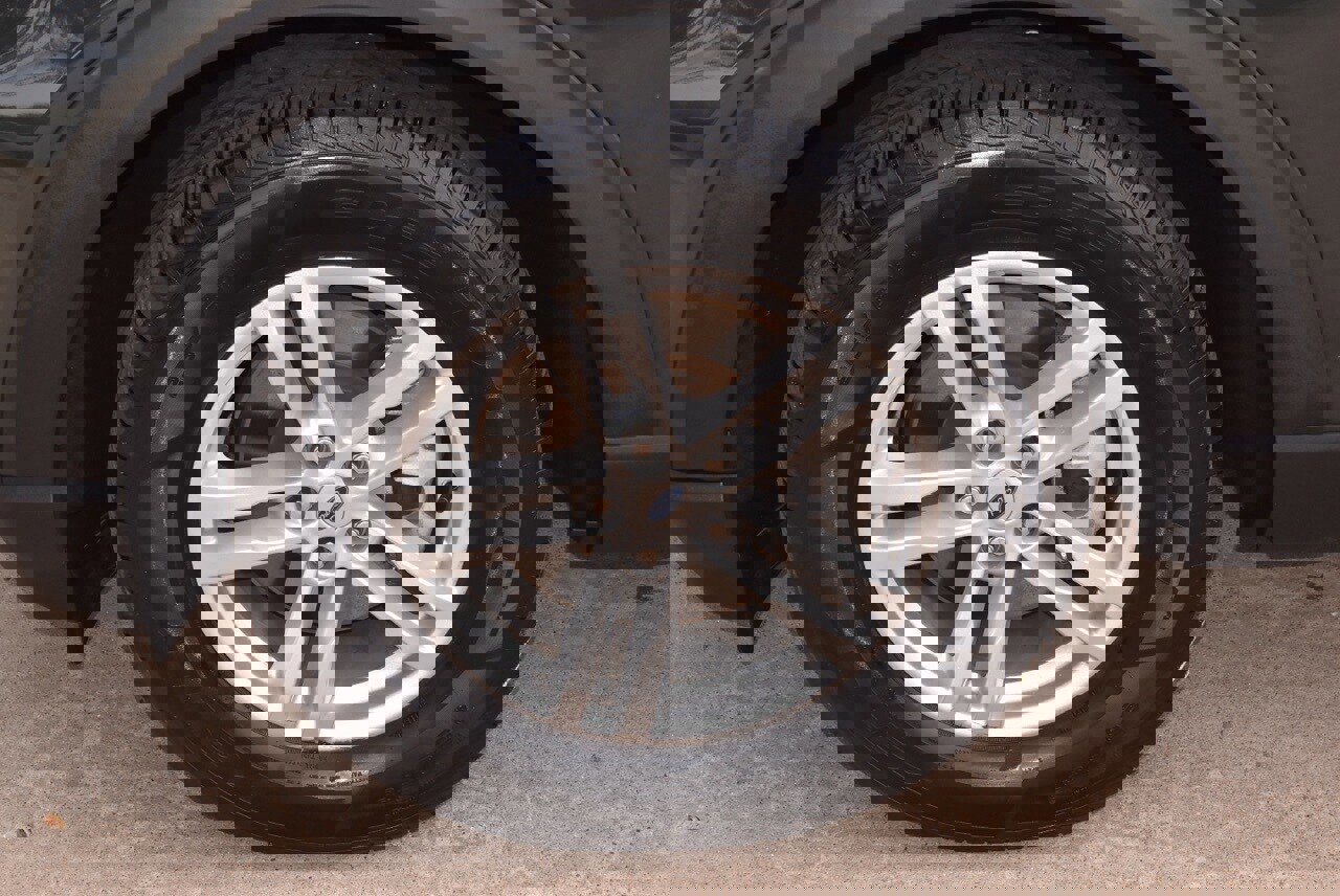 Certified 2023 Ford Explorer XLT w/ Equipment Group 202A image 39