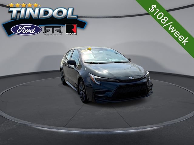 Used 2025 Toyota Corolla SE FWD image 2