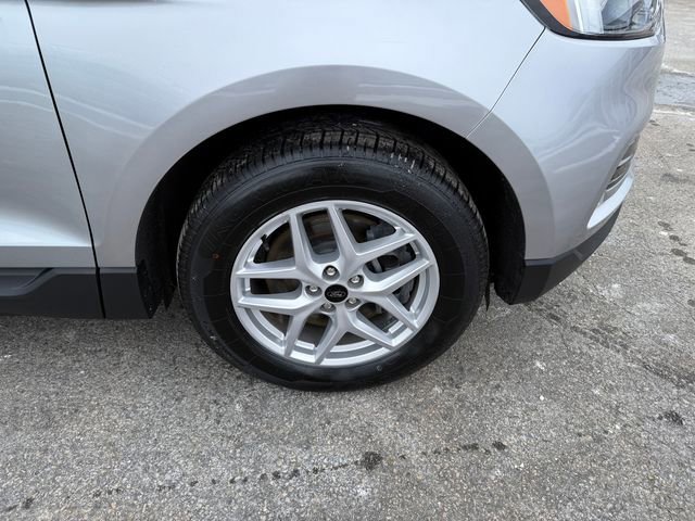 Certified 2024 Ford Edge SEL w/ Convenience Package image 28
