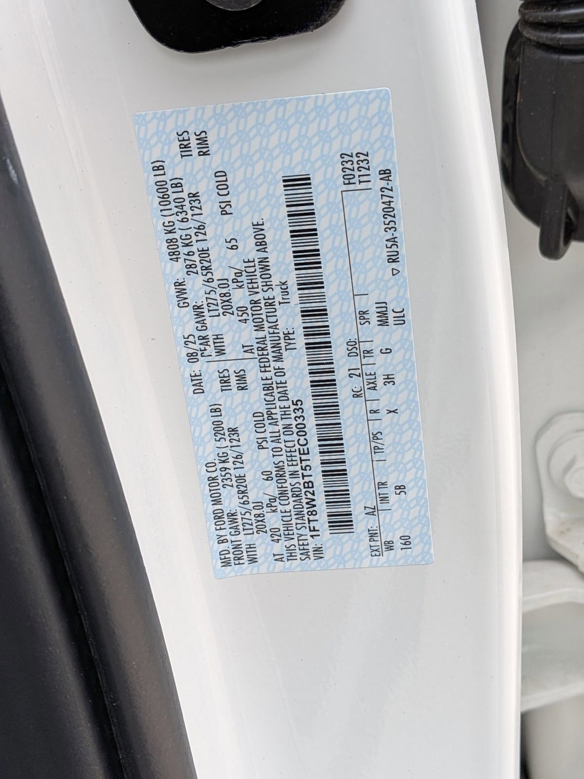 Certified 2026 Ford F250 Lariat w/ Black Appearance Package image 16