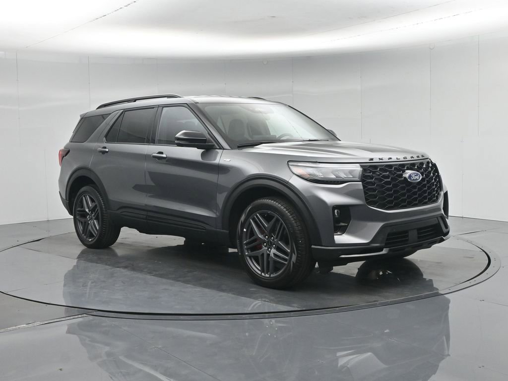 Certified 2025 Ford Explorer ST-Line w/ ST-Line Street Pack AWD/4WD image 26