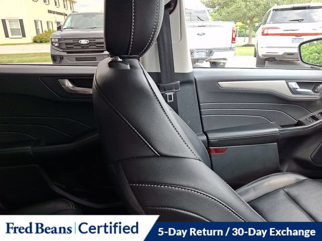 Certified 2022 Ford Escape SEL FWD image 14