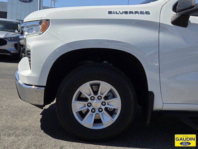 Used 2023 Chevrolet Silverado 1500 LT w/ Protection Package RWD image 10