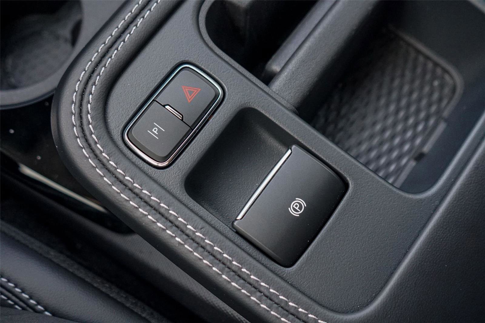 Certified 2025 Ford Mustang Mach-E Premium AWD/4WD image 14