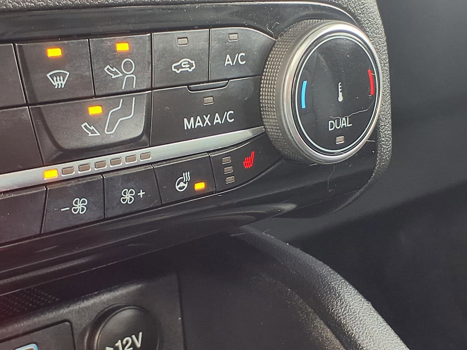 Certified 2022 Ford Escape Titanium w/ Class II Trailer Tow Package image 8