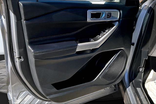 Certified 2022 Ford Explorer Limited w/ Equipment Group 301A image 27