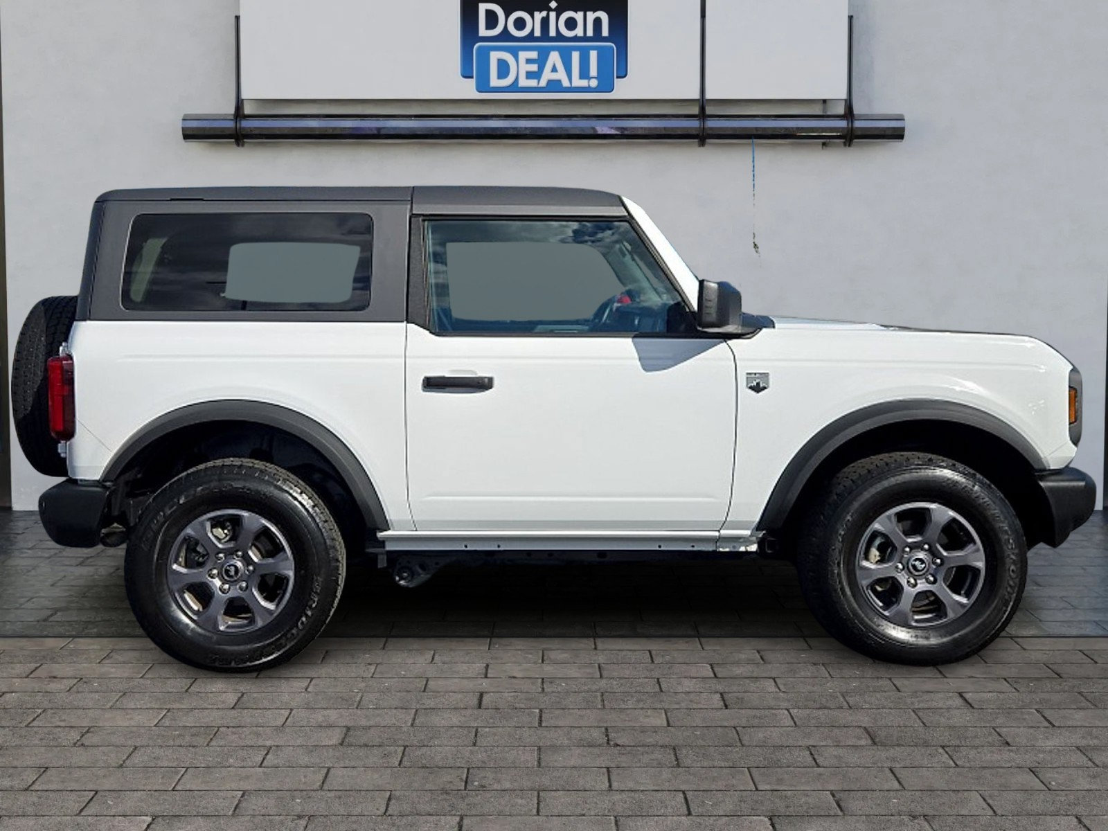 Certified 2024 Ford Bronco Big Bend AWD/4WD image 2