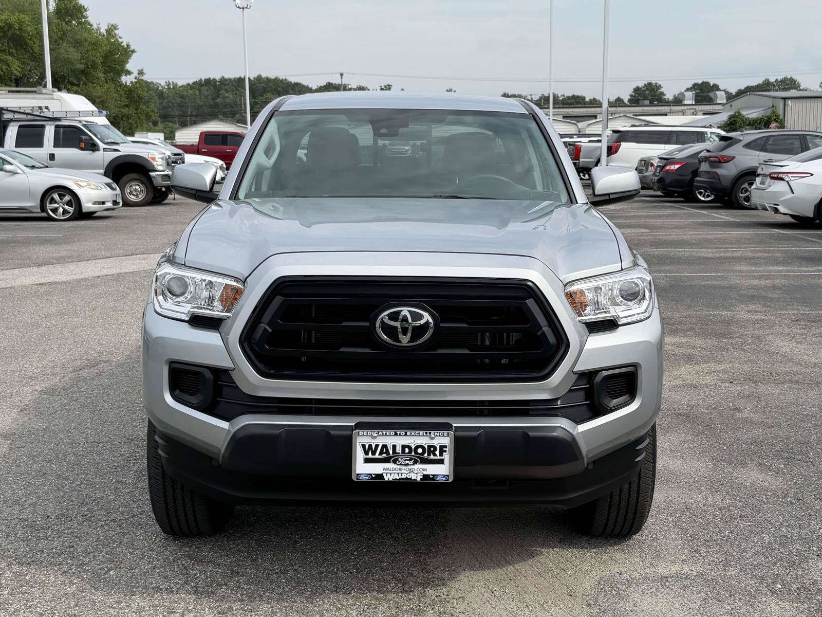 Used 2023 Toyota Tacoma SR AWD/4WD image 6